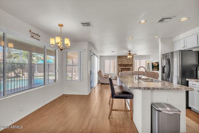 Building Photo - 6366 E Riverdale St