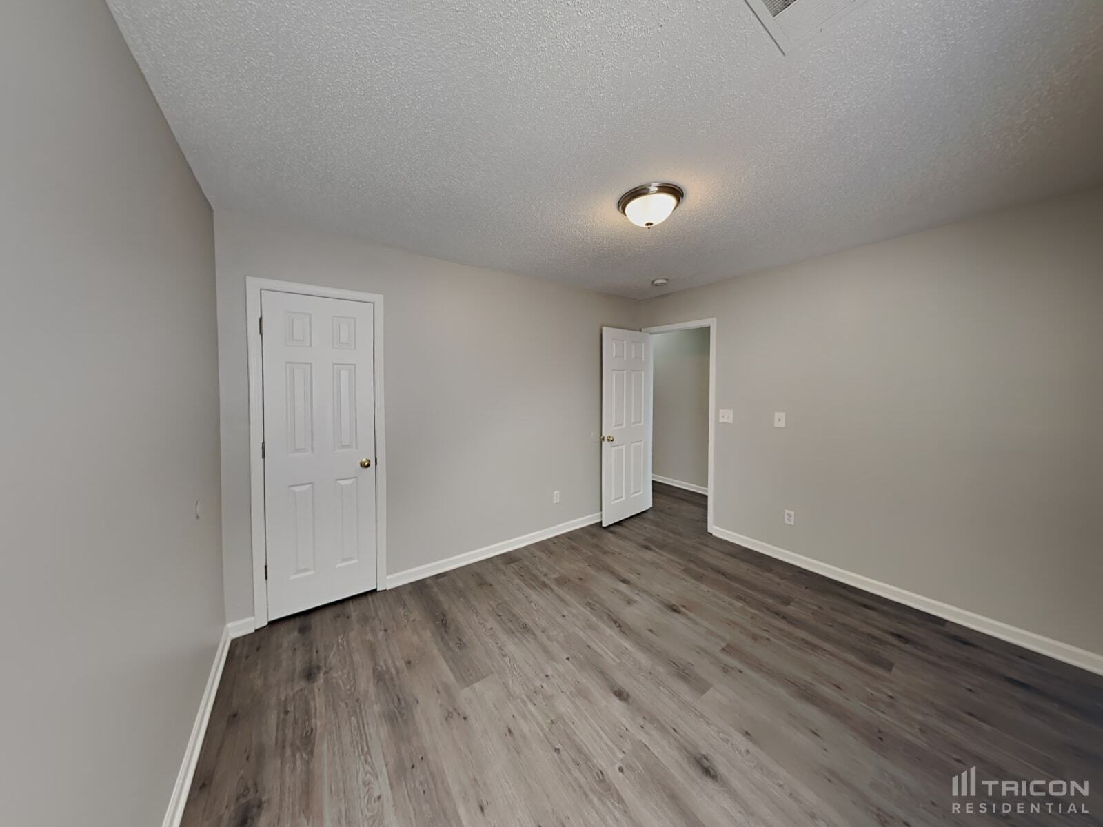 Building Photo - 105 W Waverly Pl Ct
