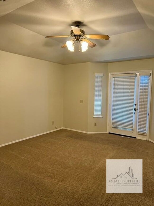 Building Photo - Beautiful Home in Woodward Lake Community ...