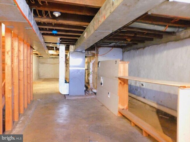 Building Photo - 2142 N Carlisle St