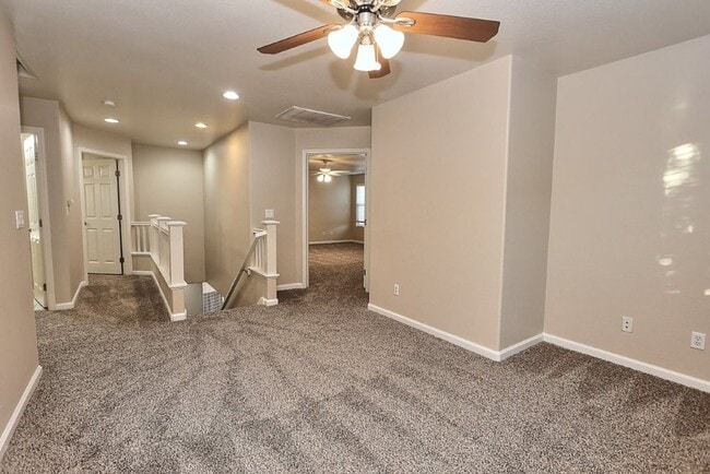 Building Photo - Beautiful 4 Bed 3 full bath Natomas Home!!