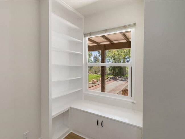 Building Photo - Amazing views at this 4 bedroom renovated Fallbrook home in a quiet neighborhood with a loft offi...