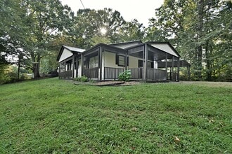 Building Photo - 1623 Ellison Ln SW