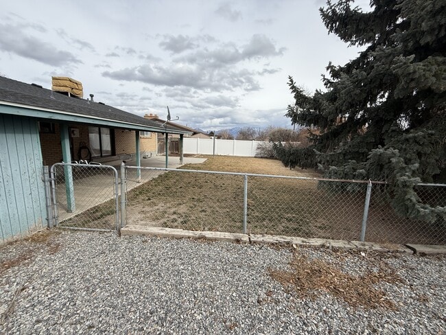 Building Photo - 4299 W Deno Dr