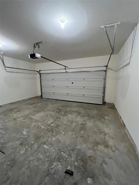 Building Photo - 5903 Grantgrala Dr