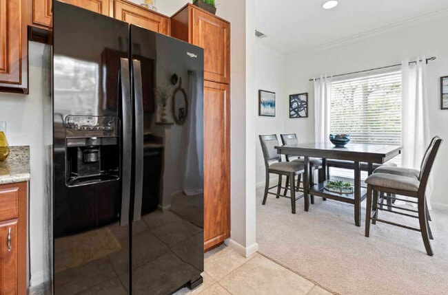 Building Photo - Open, Light, Inviting