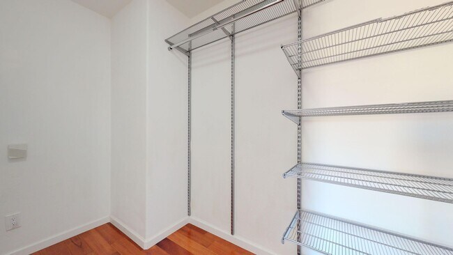 Building Photo - 405 Birkhaven Pl