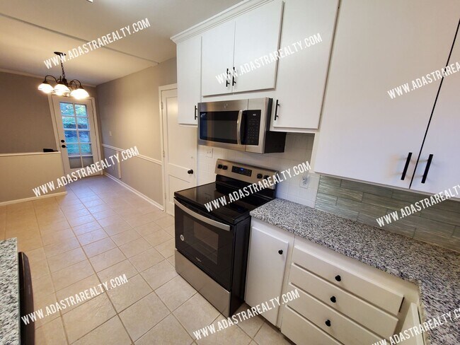 Building Photo - 4825 W 75th St