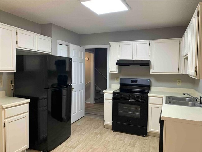 Building Photo - 4930 Muirwood Dr