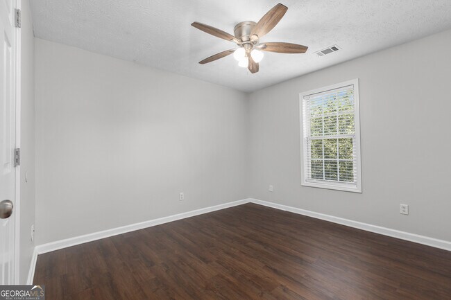 Building Photo - 1616 Amhearst Oaks Ct