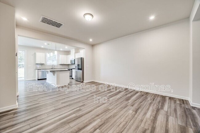 Building Photo - 1351 Southern Sugar Dr