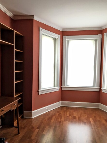 Building Photo - 140 Tennessee Ave NE