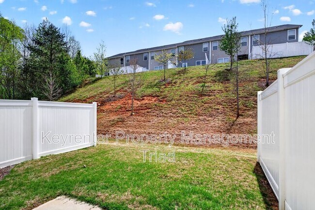 Building Photo - 3705 Nathans Wy