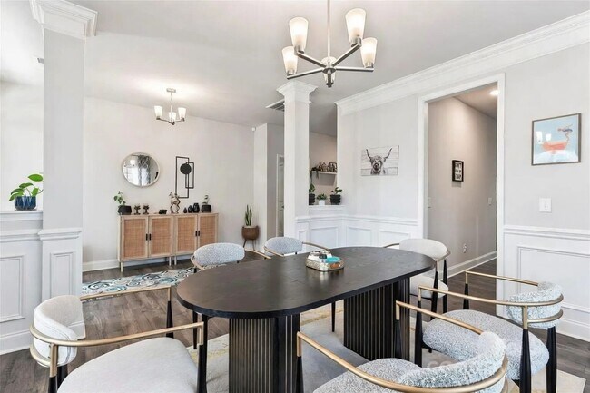 Building Photo - 11732 Glenwood Dr