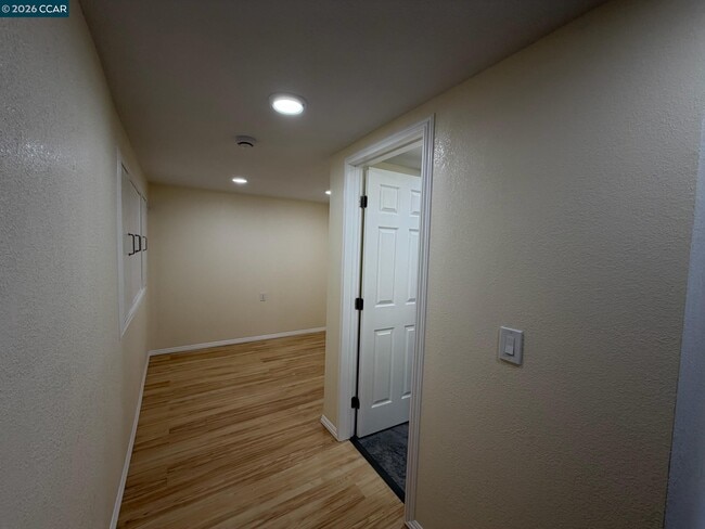 Building Photo - 1417 Arlington Blvd