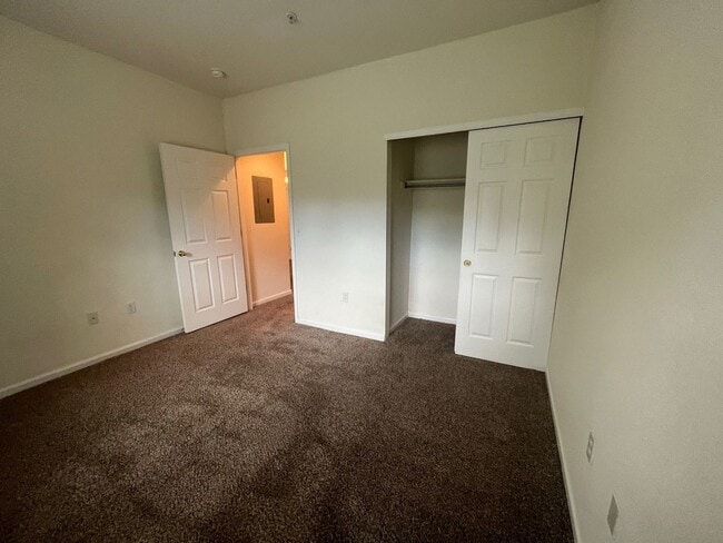 Building Photo - Great Condo with Garage in South Ft. Collins