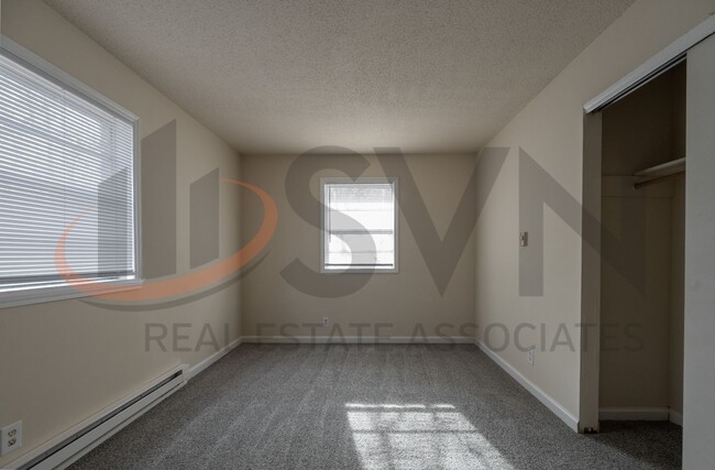 Building Photo - 910 Fiske St