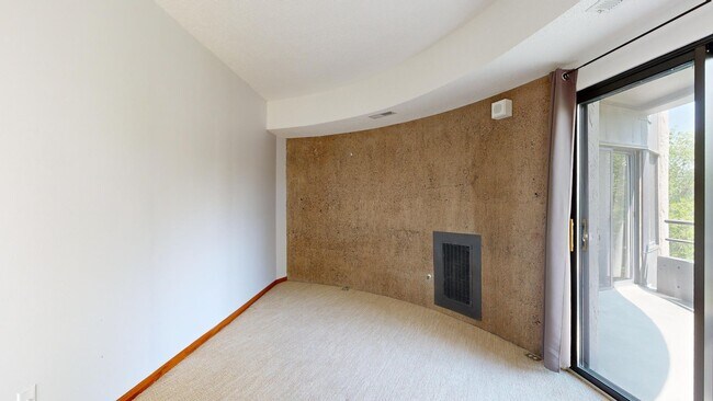 Building Photo - 3141 Dean Court #502