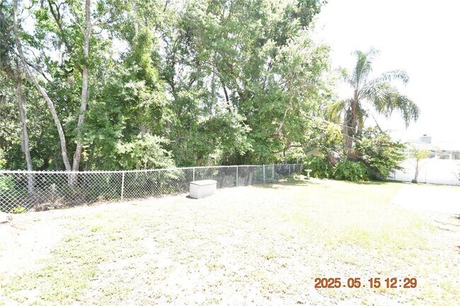 Building Photo - 4008 Briarlake Dr