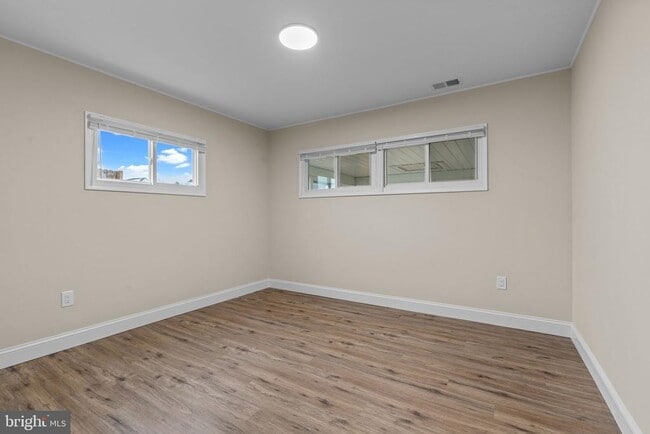 Building Photo - 64 Vividleaf Ln