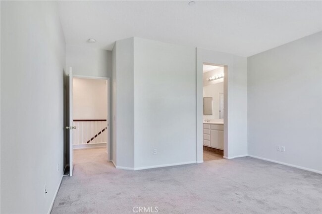 Building Photo - 4543 Riverscape Dr