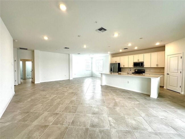 Building Photo - 14174 Poppy Fld Lp