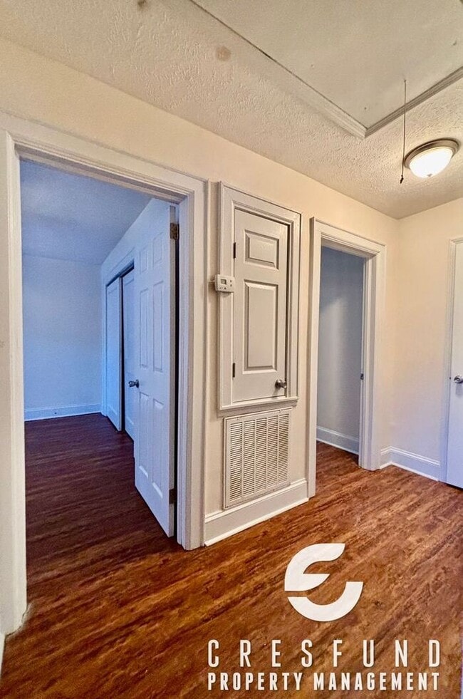 Building Photo - 3 Bed, 3 Bath located in HAYMOUNT - READY FOR MOVE IN TODAY!