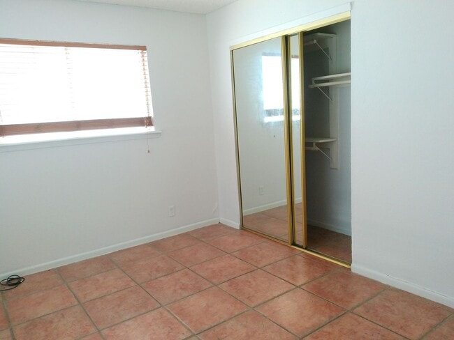 Building Photo - 4929 Cedar Pass Dr