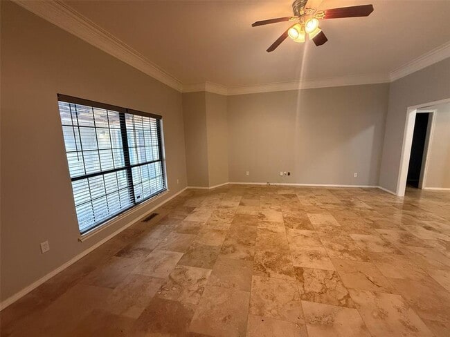 Building Photo - 8521 NW 121st St