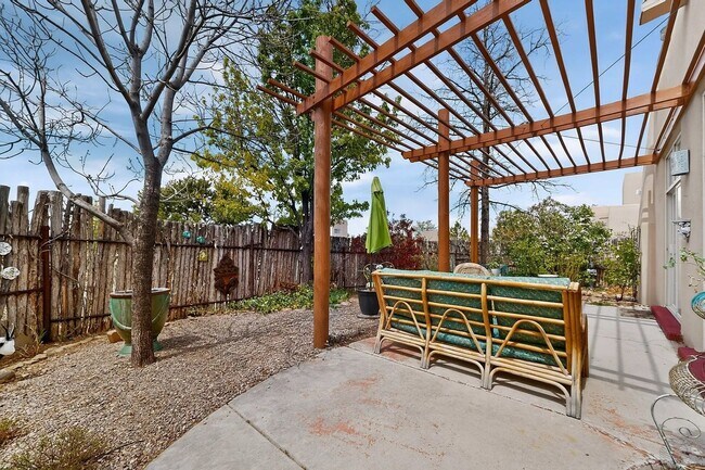 Building Photo - 4120 Whispering Wing Rd