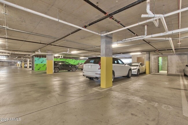 Building Photo - 2511 W Queen Creek Rd