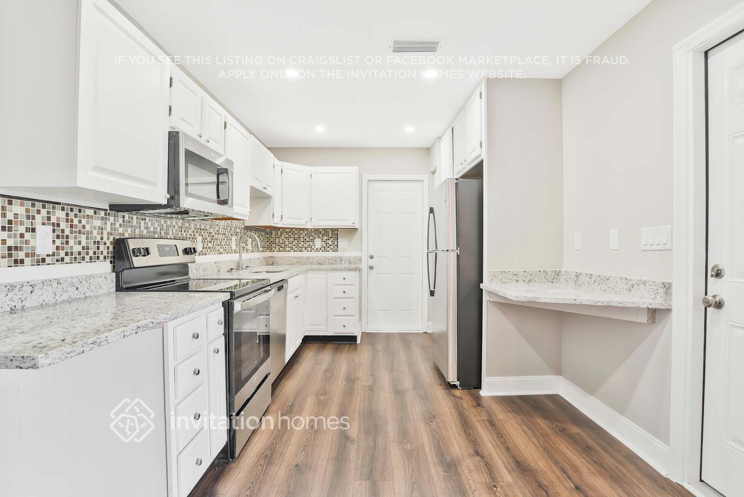 Building Photo - 1088 E Page Dr