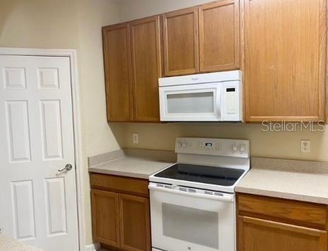 Building Photo - 8630 Buccilli Dr