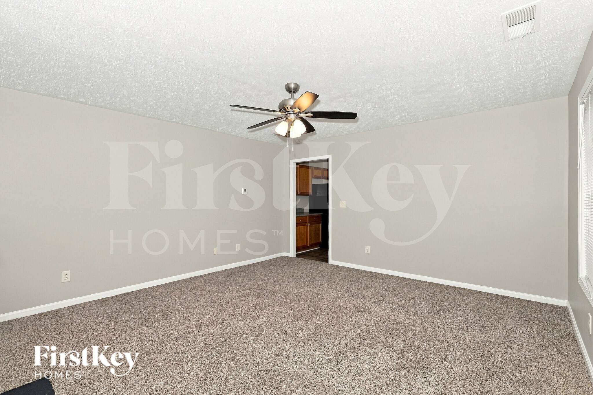 Building Photo - 10735 Starling Trail