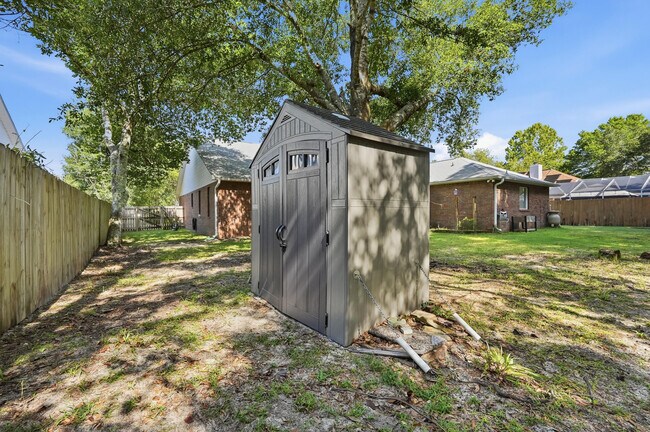 Building Photo - 1651 Northridge Rd