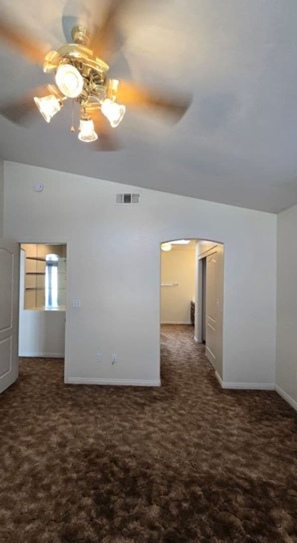 Building Photo - 3106 Colville Ave