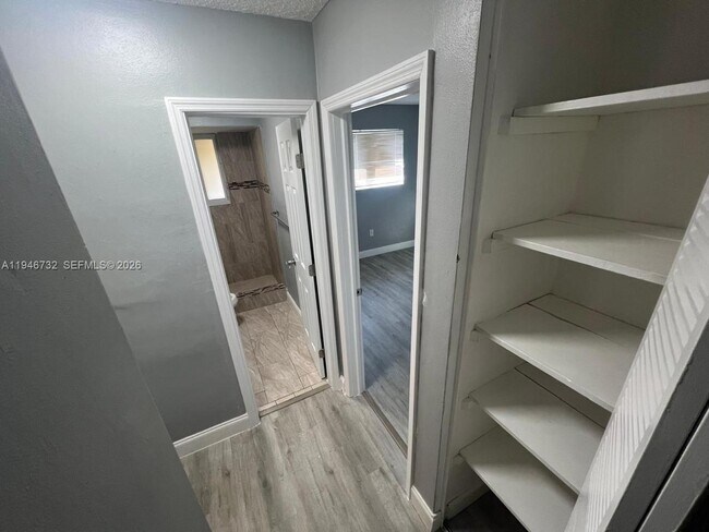 Building Photo - 6877 NW 30th St