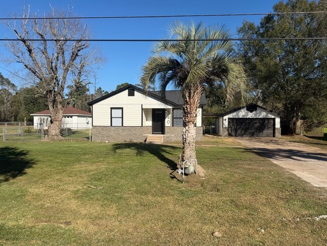 Building Photo - 340 Meadow Dr