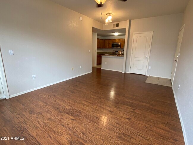 Building Photo - 5302 E Van Buren St