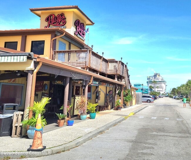 Building Photo - 8761 Ilex Ct