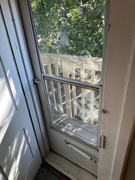 Deck off bedroom - 1101 N 6th St