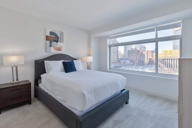 Building Photo - 350 Third St