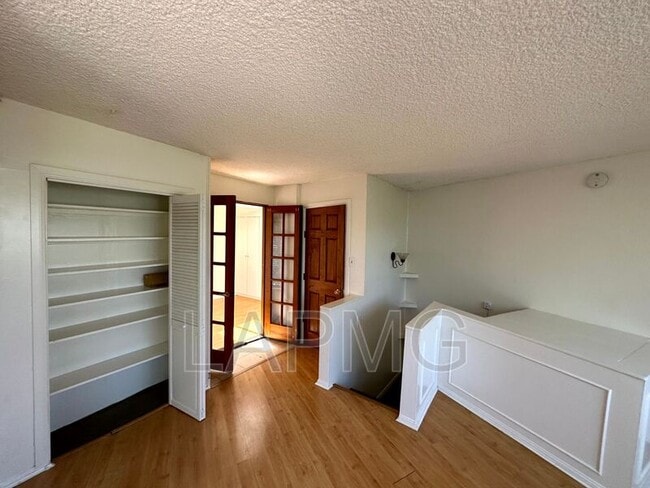 Building Photo - 2434 Echo Park Ave