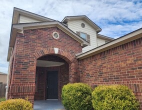 Building Photo - HOUSE FOR RENT AUSTIN