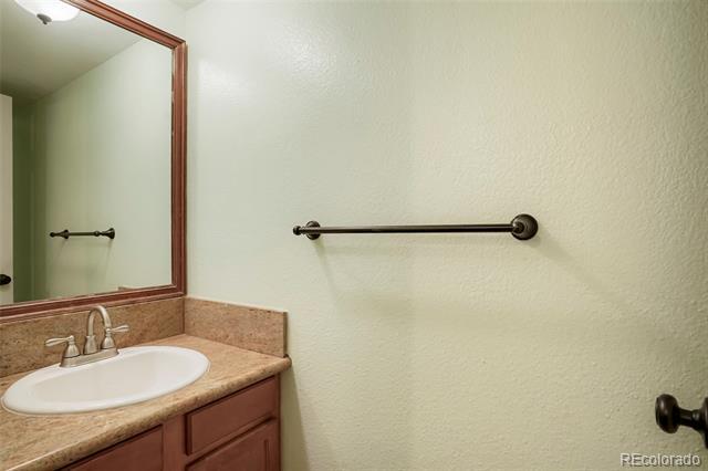 Building Photo - 16033 E Radcliff Pl