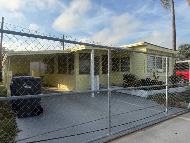 Building Photo - Coming Soon 2 bedroom 1 bath in a 55+ community