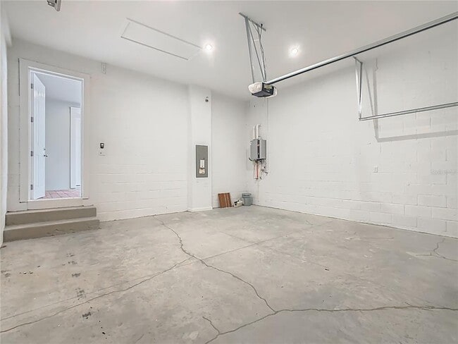 Building Photo - 2408 Celebration Blvd