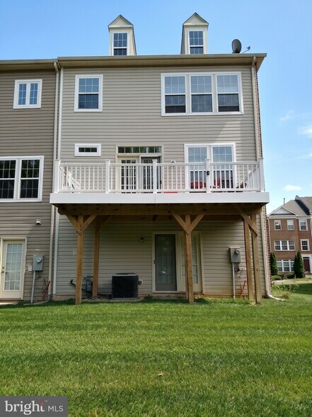 Building Photo - 4255 Talmadge Cir