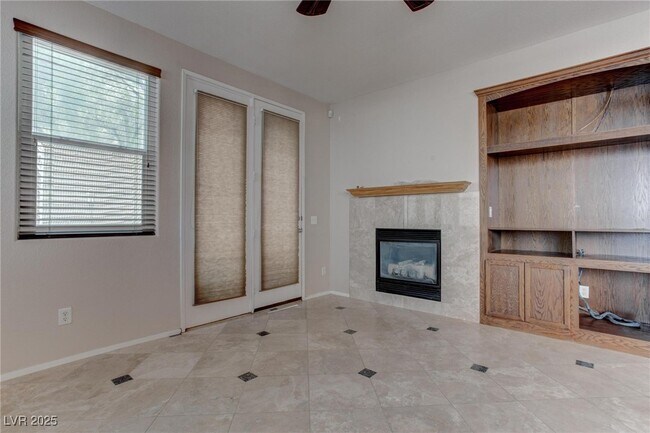 Building Photo - 5993 Attavilla Dr