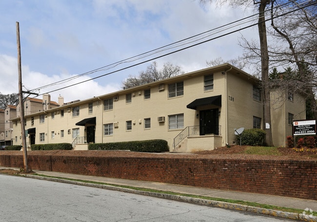 Building Photo - Myrtle Grove Apartment Homes